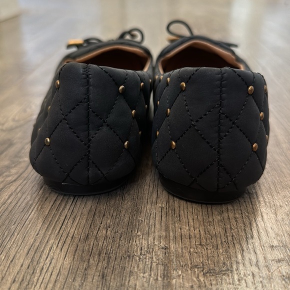 Seven7 Black Ballet Flats Size 8, Brass grommets, bow tie, stitch quilted fabric - Picture 3 of 8